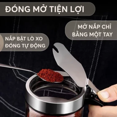 Lọ gia vị thuỷ tinh borosilicate cao cấp và an toàn, nắp phẳng bật kèm muỗng bằng inox 304 PHALEDO P-0328 4 Lọ gia vị thuỷ tinh borosilicate cao cấp và an toàn, nắp phẳng bật kèm muỗng bằng inox 304 PHALEDO P-0328 4