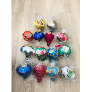 Lồng Đèn Hội An Size Mini 10cm - Màu Chọn - Giá Shock 32k Thay 40.6k - Số Lượng Ít 6 Lồng Đèn Hội An Size Mini 10cm - Màu Chọn - Giá Shock 32k Thay 40.6k - Số Lượng Ít 6