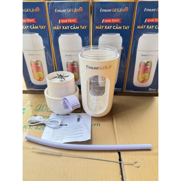 Trải nghiệm thực tế: Đánh giá máy xay sinh tố cầm tay Ensure Gold 340ml sau 30 ngày sử dụng