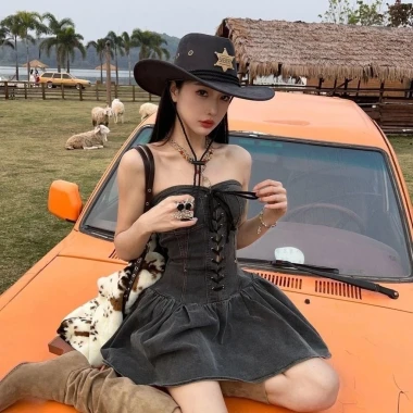 Mũ cao bồi đen phong cách phương tây, phù hợp cho nam nữ khi cưỡi ngựa và du lịch thảo nguyên 3 Mũ cao bồi đen phong cách phương tây, phù hợp cho nam nữ khi cưỡi ngựa và du lịch thảo nguyên 3