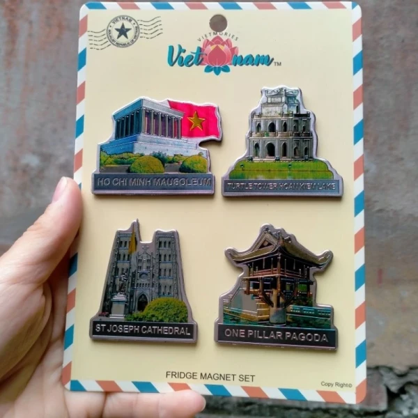 Nam châm dính tủ lạnh Hà Nội: Lịch sử và ý nghĩa của món quà lưu niệm Việt Nam