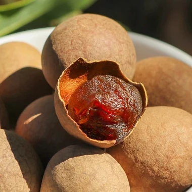 Nhãn Sấy Khô Nguyên Vỏ 500g - Thơm Ngon, Bổ Dưỡng, Giá Chỉ 45k Túi 6 Nhãn Sấy Khô Nguyên Vỏ 500g - Thơm Ngon, Bổ Dưỡng, Giá Chỉ 45k Túi 6