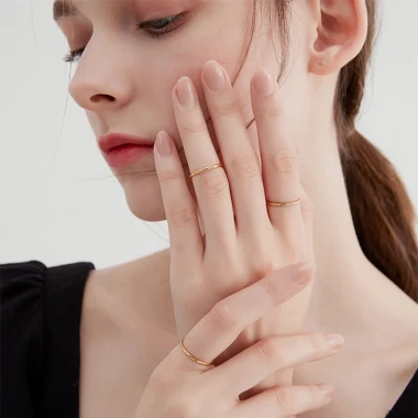 Nhẫn Titan Mạ Vàng 18K MAYEBE LAVEND Đá Phong Cách Hàn Quốc Cặp Nam Nữ Giá 39600Đ 3 Nhẫn Titan Mạ Vàng 18K MAYEBE LAVEND Đá Phong Cách Hàn Quốc Cặp Nam Nữ Giá 39600Đ 3