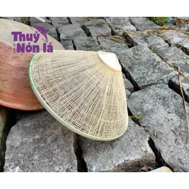 Nón Lá Việt Nam Khung Tre Xương Ngựa Giá Rẻ Hà Nội - Giảm 34k 3 Nón Lá Việt Nam Khung Tre Xương Ngựa Giá Rẻ Hà Nội - Giảm 34k 3
