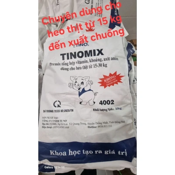 Cách lựa chọn Premix TINOMIX phù hợp cho chó và mèo: so sánh các công thức 4.002, 4.004S và 4.006S