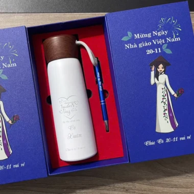 Quà Tặng TRI ÂN Ý Nghĩa - Combo Bút Ký & Bình Giữ Nhiệt Khắc Tên Giá Rẻ 190k 6 Quà Tặng TRI ÂN Ý Nghĩa - Combo Bút Ký & Bình Giữ Nhiệt Khắc Tên Giá Rẻ 190k 6