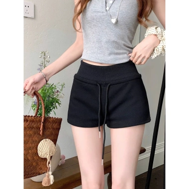 Quần short nữ basic nỉ cạp cao ôm eo đa màu Okélla - Giá sale 89.000đ