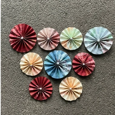 Quạt Tròn Giấy Gấm Hoa Decor - Giảm 910đ, Giá Cực Sốc 3500đ, Trang Trí Tết, Trung Thu & Quà Tặng 2 Quạt Tròn Giấy Gấm Hoa Decor - Giảm 910đ, Giá Cực Sốc 3500đ, Trang Trí Tết, Trung Thu & Quà Tặng 2