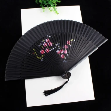 Quạt Xếp Cầm Tay Hoa Cổ Trang Trung Quốc Tết - Giá Rẻ 175k 14 Quạt Xếp Cầm Tay Hoa Cổ Trang Trung Quốc Tết - Giá Rẻ 175k 14