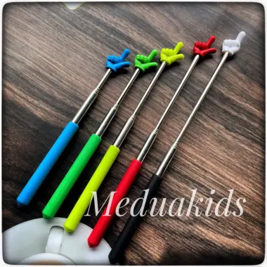 Que Chỉ Bảng Gậy Đọc Sách Dạy Trẻ Bằng Tay Dài 69cm MESAUKIDS Giảm Giá 12500đ 2