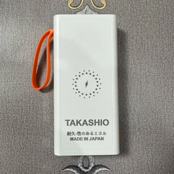 Trải nghiệm dùng sạc dự phòng không dây TAKASHIO Japan 50.000mAh trong chuyến du lịch dài ngày