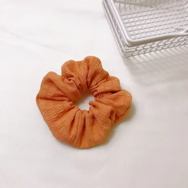 Scrunchies Hàn Quốc Ullzang Cột Tóc Vải Giá 12k - Phong Cách Mùa Hè 23 Scrunchies Hàn Quốc Ullzang Cột Tóc Vải Giá 12k - Phong Cách Mùa Hè 23