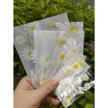 Set 100 Túi đựng bánh cookie/ bánh quy/ trà hoa( túi trắng mờ hoa cúc) nhiều kích thước- 9 Set 100 Túi đựng bánh cookie/ bánh quy/ trà hoa( túi trắng mờ hoa cúc) nhiều kích thước- 9