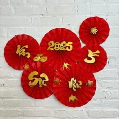 Set 6 Quạt Giấy Cờ Đỏ Sao Vàng Trang Trí Dịp Quốc Khánh. Phụ Kiện TRUNG THU 2025 Decor Cửa Kính, Quán Cafe, Phòng Khách 13 Set 6 Quạt Giấy Cờ Đỏ Sao Vàng Trang Trí Dịp Quốc Khánh. Phụ Kiện TRUNG THU 2025 Decor Cửa Kính, Quán Cafe, Phòng Khách 13