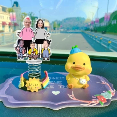 Standee Lò Xo Lắc Lư Ghép Gia Đình 4-5 Người In Theo Yêu Cầu Giá Sỉ 99k 7