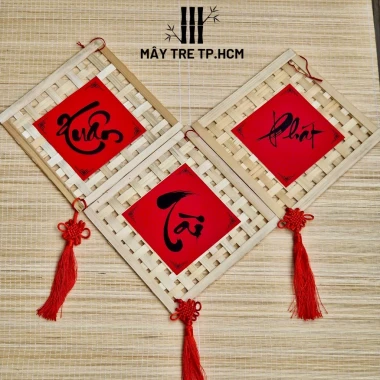 Tấm Phên Tre Trang Trí Tết - Chữ Thư Pháp Đỏ - Giảm 20% - Chỉ 16000đ 21 Tấm Phên Tre Trang Trí Tết - Chữ Thư Pháp Đỏ - Giảm 20% - Chỉ 16000đ 21