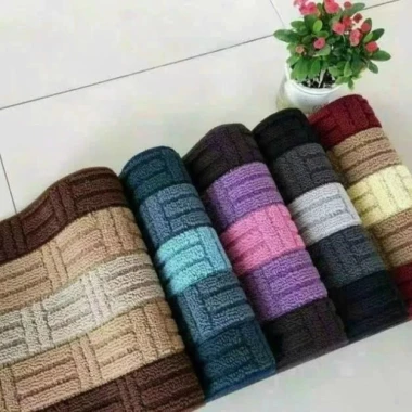 Thảm Len Lau Chân Kẻ Sọc Siêu Thấm Chống Trơn 40x60cm Cho Phòng Ngủ Tắm Khách Bếp Giá Rẻ