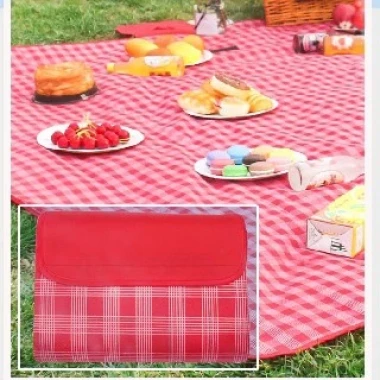 Thảm Picnic Cao Cấp HeWolf - Tấm Lót Lều Cắm Trại, Chơi Công Viên Cho Bé, Giá Chỉ 100k! 21 Thảm Picnic Cao Cấp HeWolf - Tấm Lót Lều Cắm Trại, Chơi Công Viên Cho Bé, Giá Chỉ 100k! 21