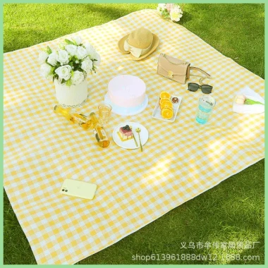 Thảm Picnic Gia Đình Chống Thấm Nước - Nhỏ Gọn, Dễ Mang, Giá Tốt 74k 2