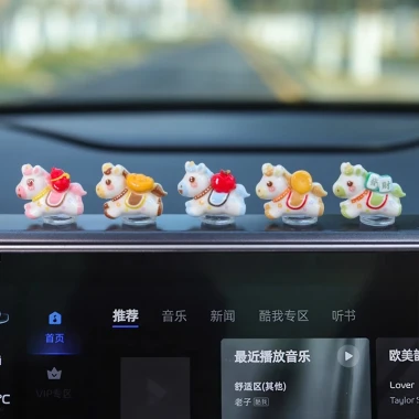 TOP Charm Trang Trí Nội Thất Xe Ô Tô, Bàn Làm Việc - Bông Hoa, Động Vật Đáng Yêu Giá Chỉ 23999đ 38