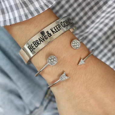 Túi da nữ du lịch cute giá rẻ - Túi đeo sticker gấu chỉ 56000đ giảm từ 71680đ 8