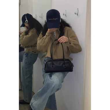 Túi xách nữ Haerin Bag màu pastel, đeo vai, kẹp nách, dáng hộp, giá chỉ 195k 3 Túi xách nữ Haerin Bag màu pastel, đeo vai, kẹp nách, dáng hộp, giá chỉ 195k 3