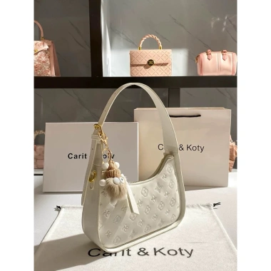 Túi xách QC cao cấp CARIT KOTY Full box tag mac giảm giá 20% chỉ 940.000₫ 3