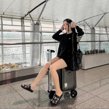 Vali điện Scooter AirWheel SE3S Blackpink - Xe điện thông minh kết nối app, giá chỉ 10.9 triệu 2 Vali điện Scooter AirWheel SE3S Blackpink - Xe điện thông minh kết nối app, giá chỉ 10.9 triệu 2