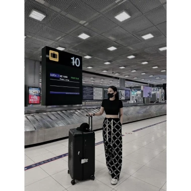 Vali Size 50 khổng lồ siêu to dẻo bh trọn đời khổng lồ nhựa PP chống vỡ tuyệt đối ( 28/32/36/40inch ) 4 Vali Size 50 khổng lồ siêu to dẻo bh trọn đời khổng lồ nhựa PP chống vỡ tuyệt đối ( 28/32/36/40inch ) 4