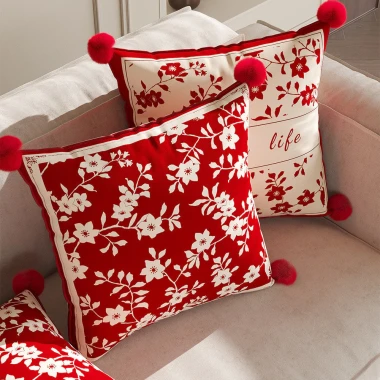 Vỏ gối năm mới màu đỏ, đệm tựa lưng mềm, trang trí ghế Sofa tiệc cưới - Giá chỉ 136.080 2 Vỏ gối năm mới màu đỏ, đệm tựa lưng mềm, trang trí ghế Sofa tiệc cưới - Giá chỉ 136.080 2