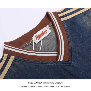 Áo bóng chày denim nhẹ mát, thiết kế hiện đại, chất liệu bền - Giảm còn 425.000đ