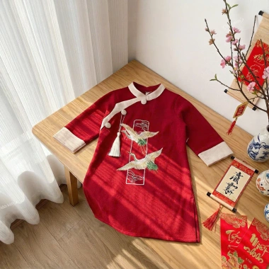 Áo Dài Cách Tân Cho Bé Trai 10-30kg - Nhung Lì Thêu Đôi Chim Hạc & 3 Cúc Ngực Chiết Giá 119k