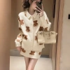 Áo Len Hoạt Hình Gấu Jacquard Trắng Two Piece Thời Trang Thu Đông Giá 142.560 VND 4