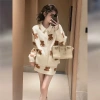 Áo Len Hoạt Hình Gấu Jacquard Trắng Two Piece Thời Trang Thu Đông Giá 142.560 VND 8