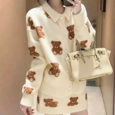 Áo Len Hoạt Hình Gấu Jacquard Trắng Two Piece Thời Trang Thu Đông Giá 142.560 VND 10 Áo Len Hoạt Hình Gấu Jacquard Trắng Two Piece Thời Trang Thu Đông Giá 142.560 VND 10