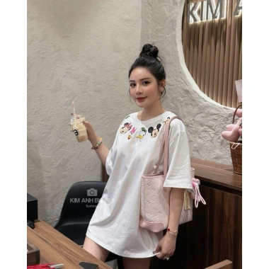 Áo phông hoạt hình viền cổ cute oversize form giấu quần cotton thoáng mát - Hot Trend - 200.000đ
