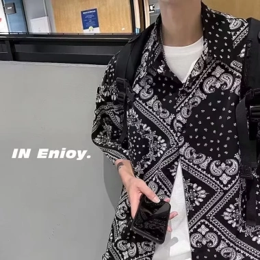 Áo sơ mi nam tay ngắn in hình bandana rộng, phong cách Hawaii mát mẻ mùa hè
