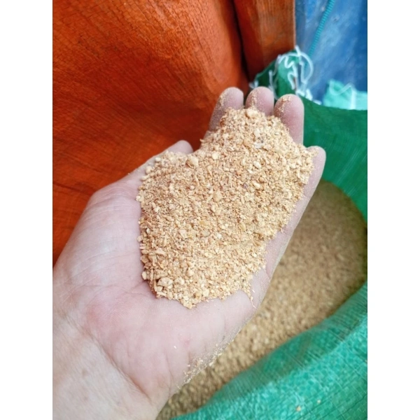 Cách sử dụng bã đậu nành nguyên chất trong chế độ ăn cho chó và mèo
