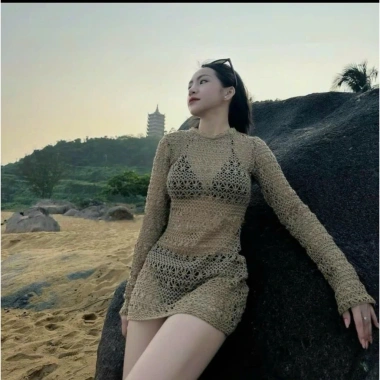 Bikini kèm váy ren len xuyên thấu đi biển - Giảm 32.960đ còn 164.800đ, nàng mặc là đẹp! 4