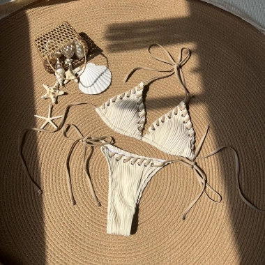 Bikini Tam Giác Chất Gân Luồn Dây Mẫu Mới Giá Rẻ Chỉ 215k - Siêu Đẹp Nhiều Màu Bikini Tam Giác Chất Gân Luồn Dây Mẫu Mới Giá Rẻ Chỉ 215k - Siêu Đẹp Nhiều Màu