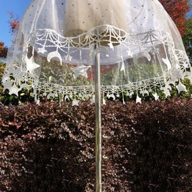 Đầm công chúa petticoat cho bé gái với crinoline có dây điều chỉnh, viền ngôi sao và mặt trăng, phù hợp cho sân khấu