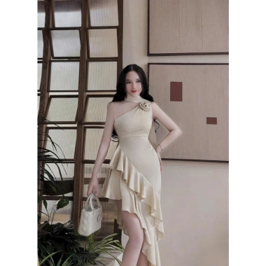 Đầm váy nữ tuyết nhung lệch vai, cổ choker đính bông, dài tầng, sang chảnh tiệc