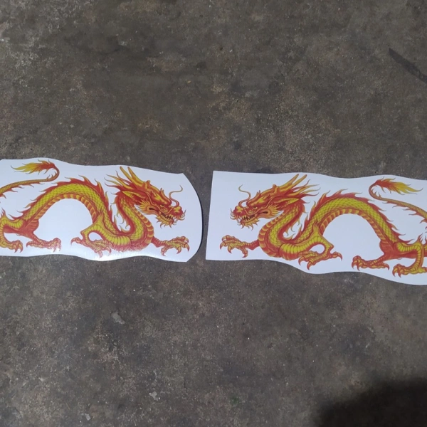 Cách lắp dán Decal hình rồng lên xe máy, ô tô và xe tải một cách an toàn