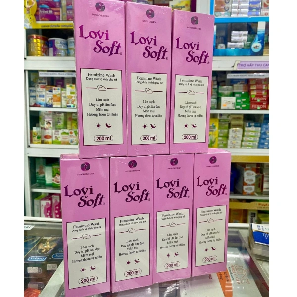 Cách sử dụng dung dịch vệ sinh phụ nữ Lovi Soft 200ml đúng cách để duy trì cảm giác tươi mát