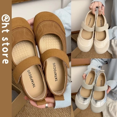 Giày Sandal Nữ Đế Bằng Chống Trơn Thiết Kế Basic Quai Dán Tiện Lợi Giá Rẻ Chỉ 299k