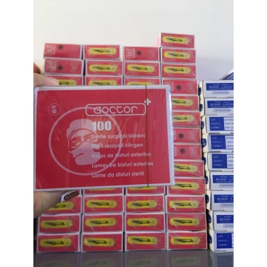 Hộp 100 dao số 11 đa năng: dao mổ tiểu phẫu, cắt mụn - giảm giá 45.000 VND