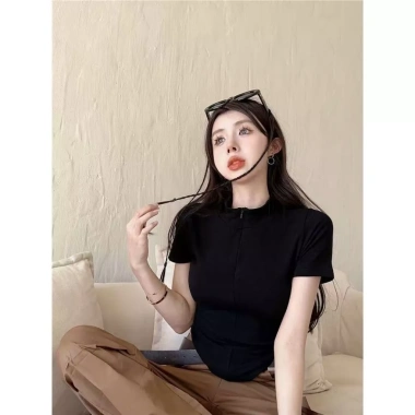 KARLEY Áo ôm body nữ phong cách Mỹ sexy tay ngắn - giảm giá 20% 145k