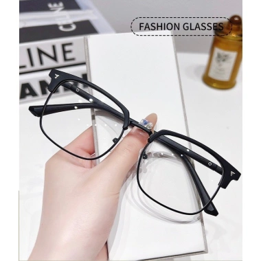 Mắt Kính Đổi Màu Thời Trang Chống UV Tia Phân Cực Giá Cực Sốc 55k 3 Mắt Kính Đổi Màu Thời Trang Chống UV Tia Phân Cực Giá Cực Sốc 55k 3