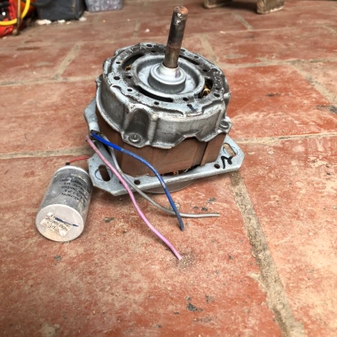 Motor máy giặt + tụ chế quạt công nghiệp cũ tốt(động cơ 100% dây đồng)