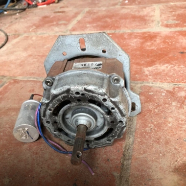 Motor máy giặt + tụ chế quạt công nghiệp cũ tốt(động cơ 100% dây đồng)